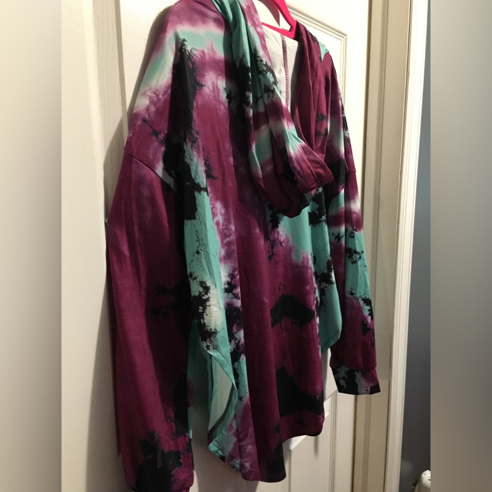 Tie Dye Hooded Shirt - Picture 9 of 12